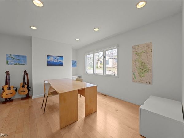 29475 S Woodland Road , Pepper Pike, OH 44124