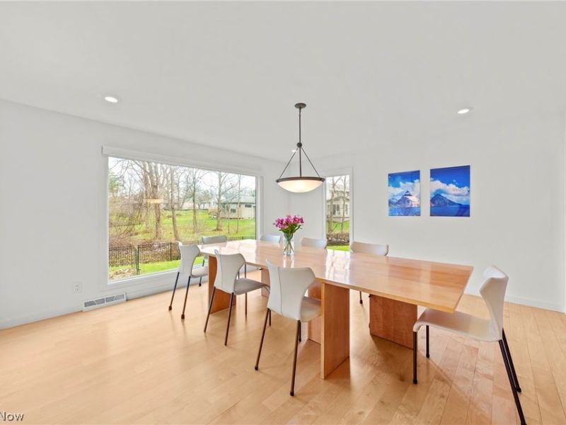 29475 S Woodland Road, Pepper Pike, OH 44124 Photo 9