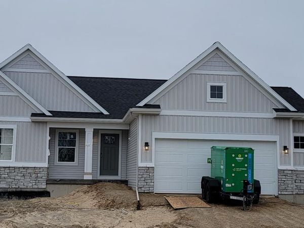 4825 Duttonvale Drive SE, Unit 1, Caledonia, MI 49316