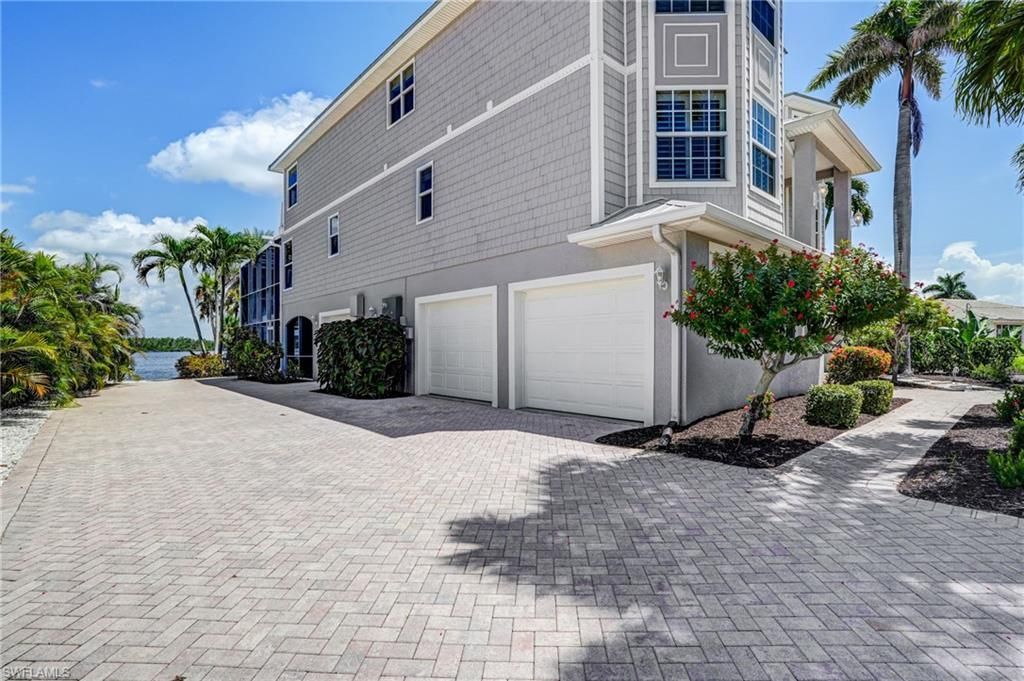 5640 Williams Dr, Fort Myers Beach, FL 33931 Photo