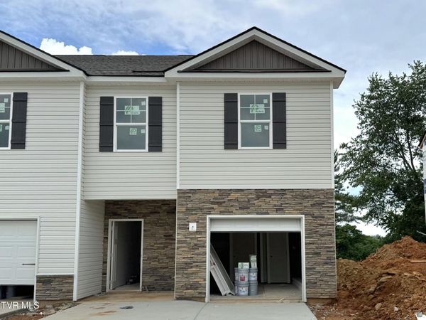 144 Holt Way, Blountville, TN 37617
