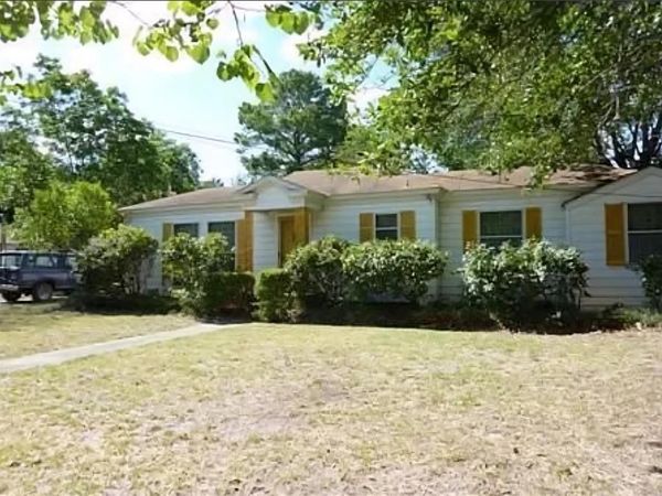 1000 E Titus Street, Mexia, TX 76667