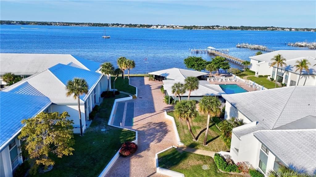 175 SE Saint Lucie Boulevard, Unit A90, Stuart, FL 34996 Photo