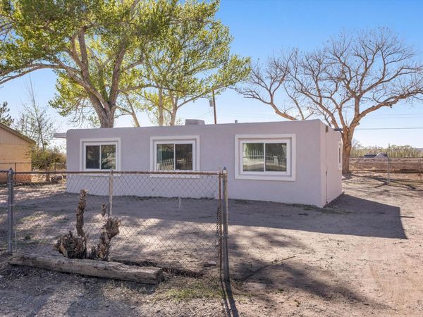 3513 Camino Alameda SW, Albuquerque, NM 87105