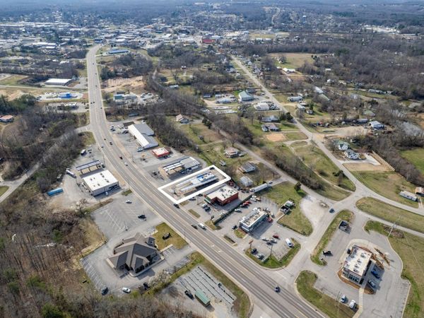 435 E Main St , Hohenwald, TN 38462