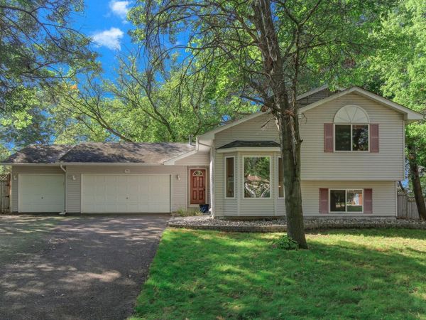 11852 Yellow Pine Street NW, Coon Rapids, MN 55448