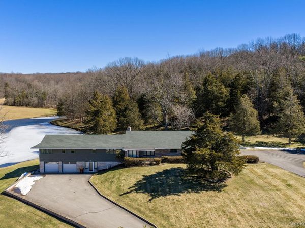 736 State Route 94 N , Warwick, NY 10990