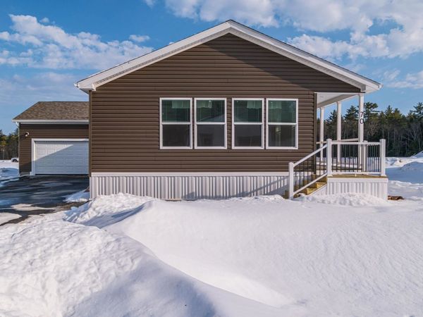 70 Diamondback Drive, Rochester, NH 03868