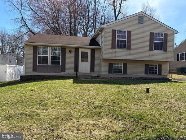 5783 MICHAEL DRIVE , BENSALEM, PA 19020