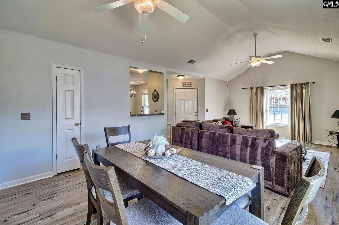 205 Twin Oaks Lane Photo 11