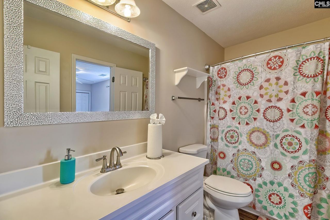 205 Twin Oaks Lane Photo 20