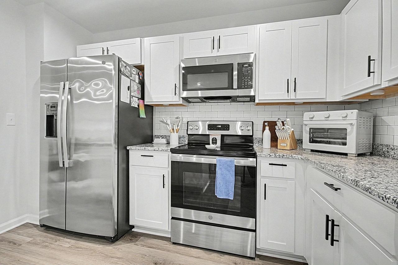 608 Montenegro Way Photo 14