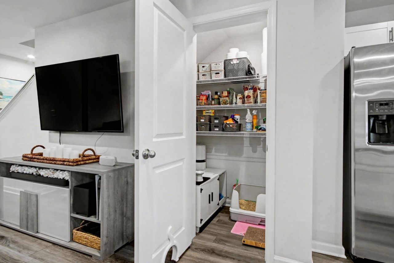 608 Montenegro Way Photo 15