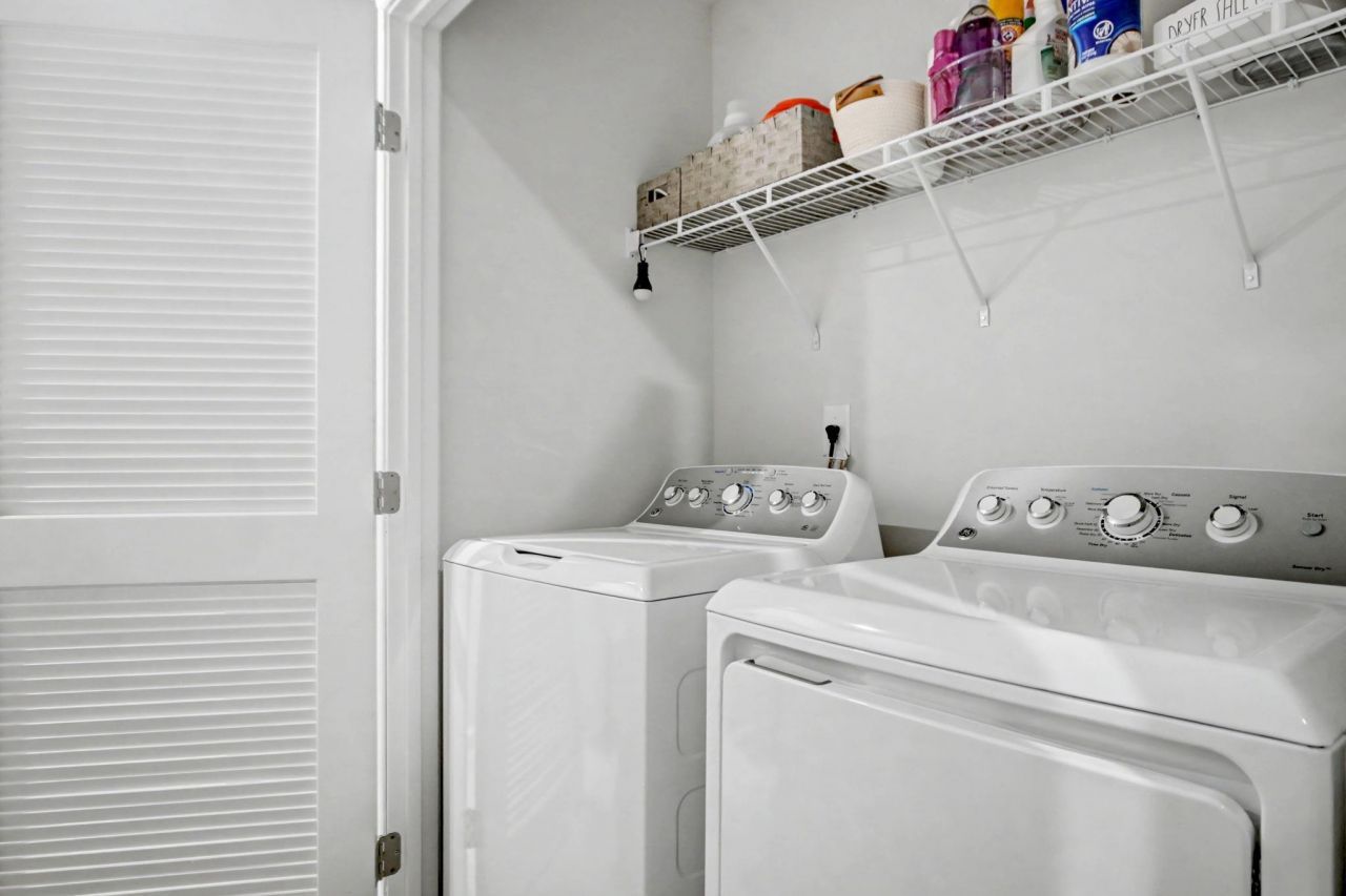 608 Montenegro Way Photo 22