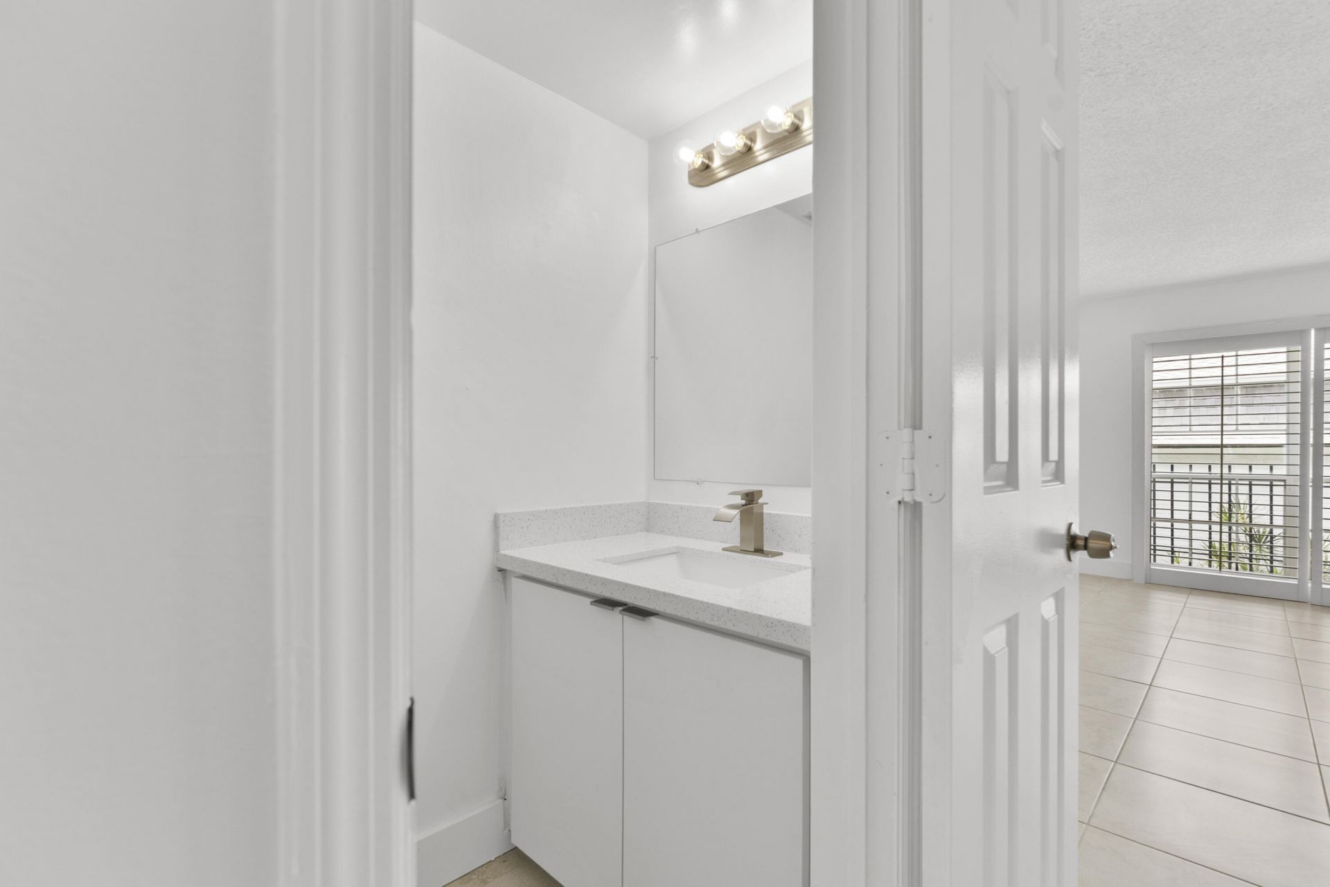 1194 Hillsboro Mile, Unit 72, Hillsboro Beach, FL 33062 Photo