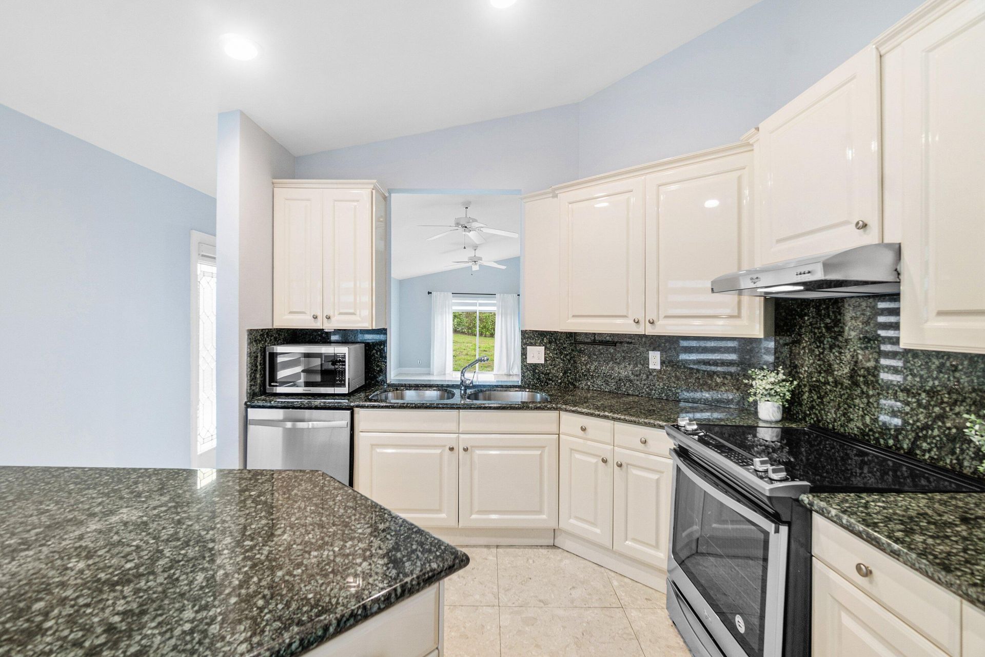 5713 Boynton Bay Circle, Boynton Beach, FL 33437 Photo