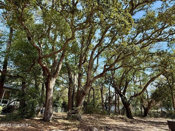 120 SW 3rd Street , Oak Island, NC 28465