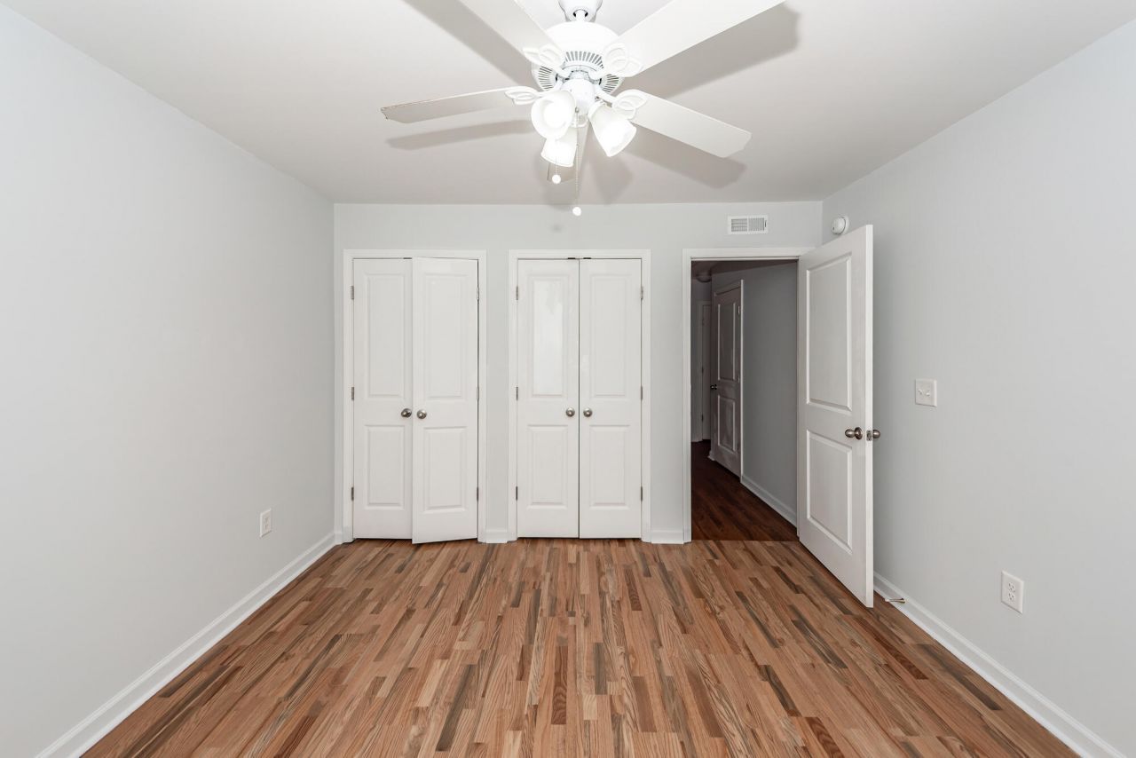 211 White Street Photo 22