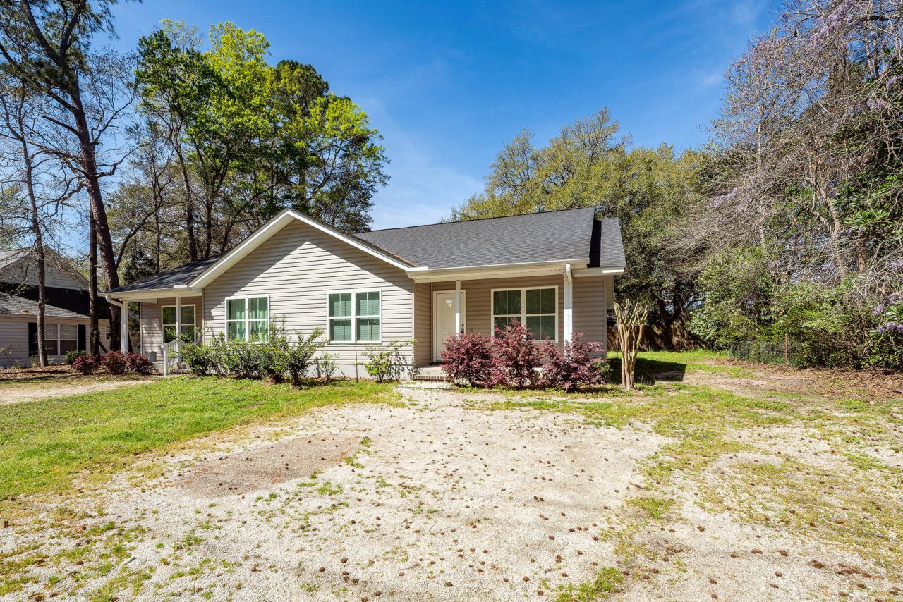 211 White Street Photo 29