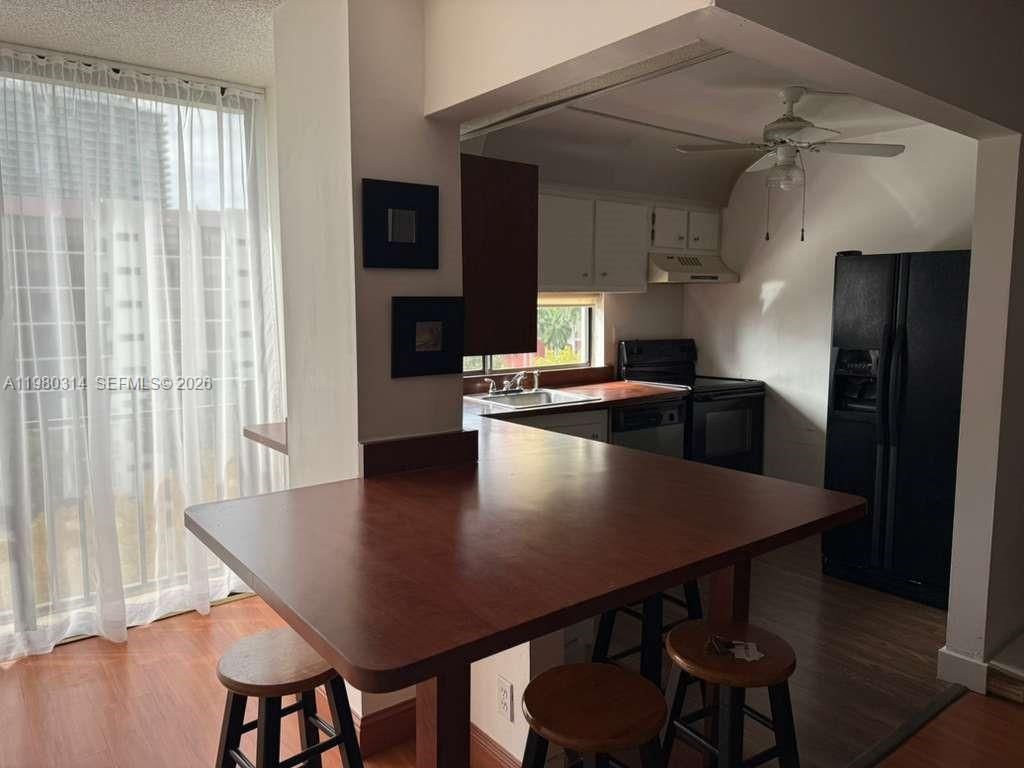 17011 N Bay Rd , Unit 709, Sunny Isles Beach, FL 33160 Photo