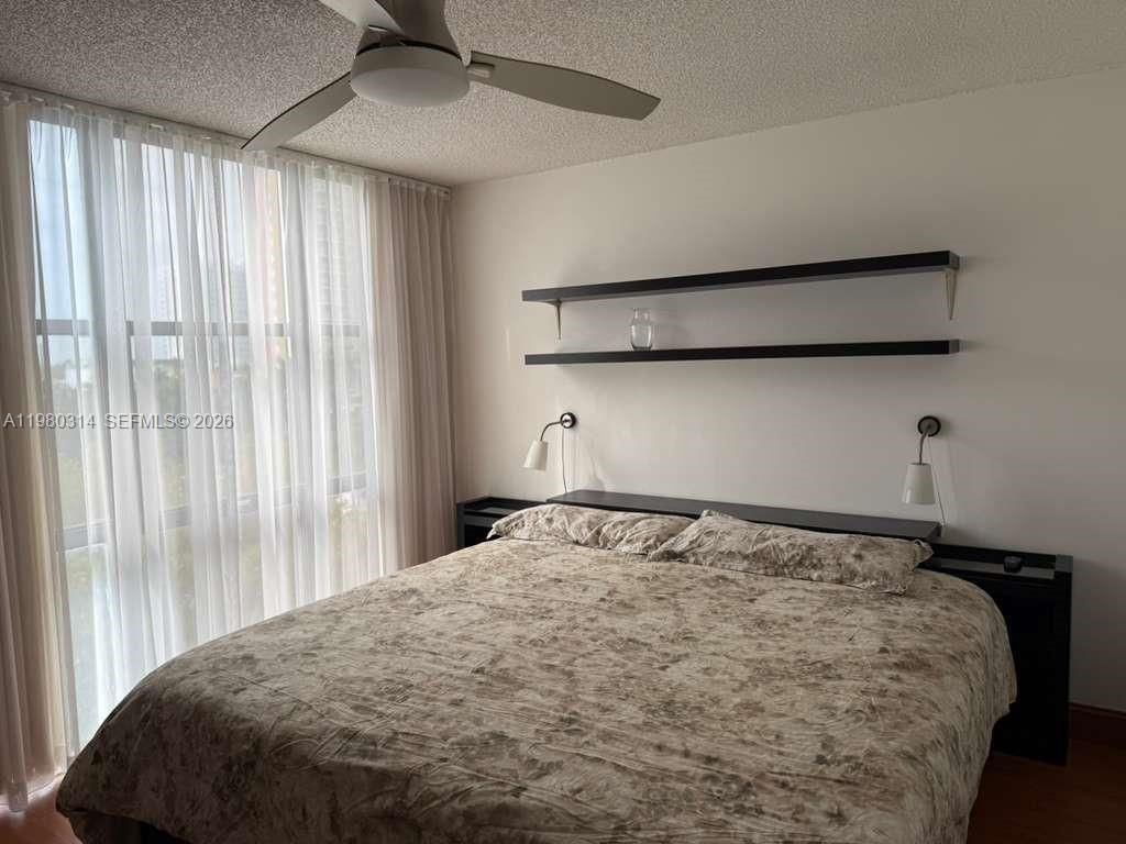 17011 N Bay Rd , Unit 709, Sunny Isles Beach, FL 33160 Photo