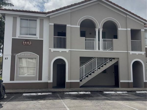 1662 SE 27th Dr, Unit 209, Homestead, FL 33035