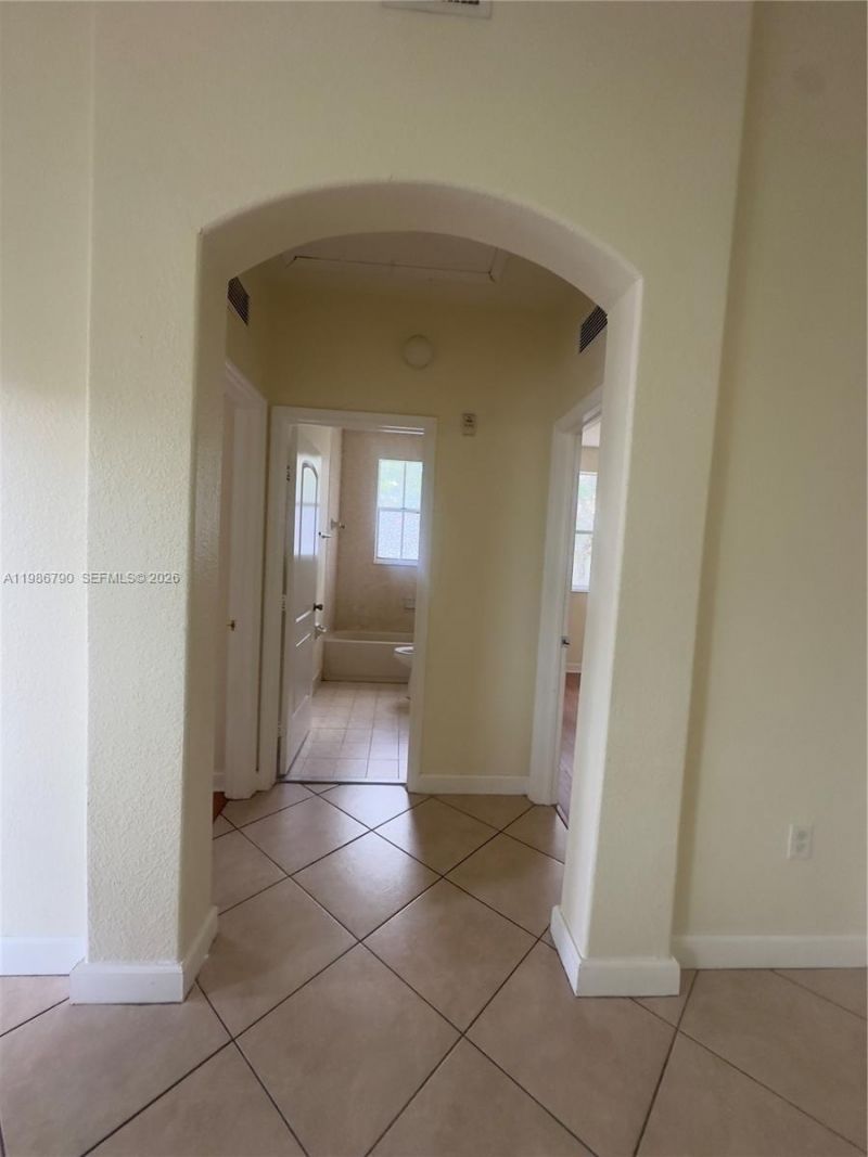 1662 SE 27th Dr, Unit 209, Homestead, FL 33035 Photo