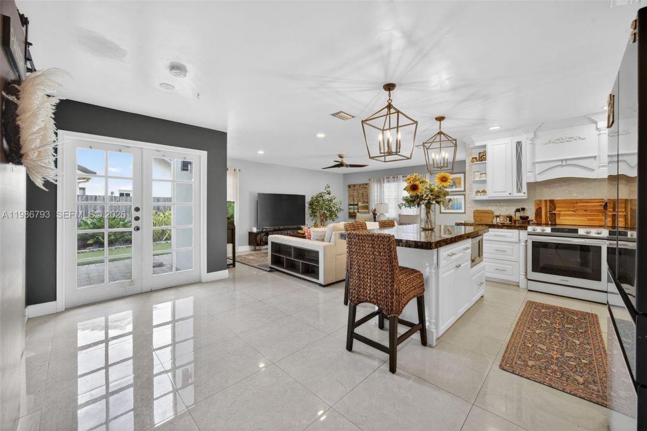 15000 SW 45th Ln, Miami, FL 33185 Photo