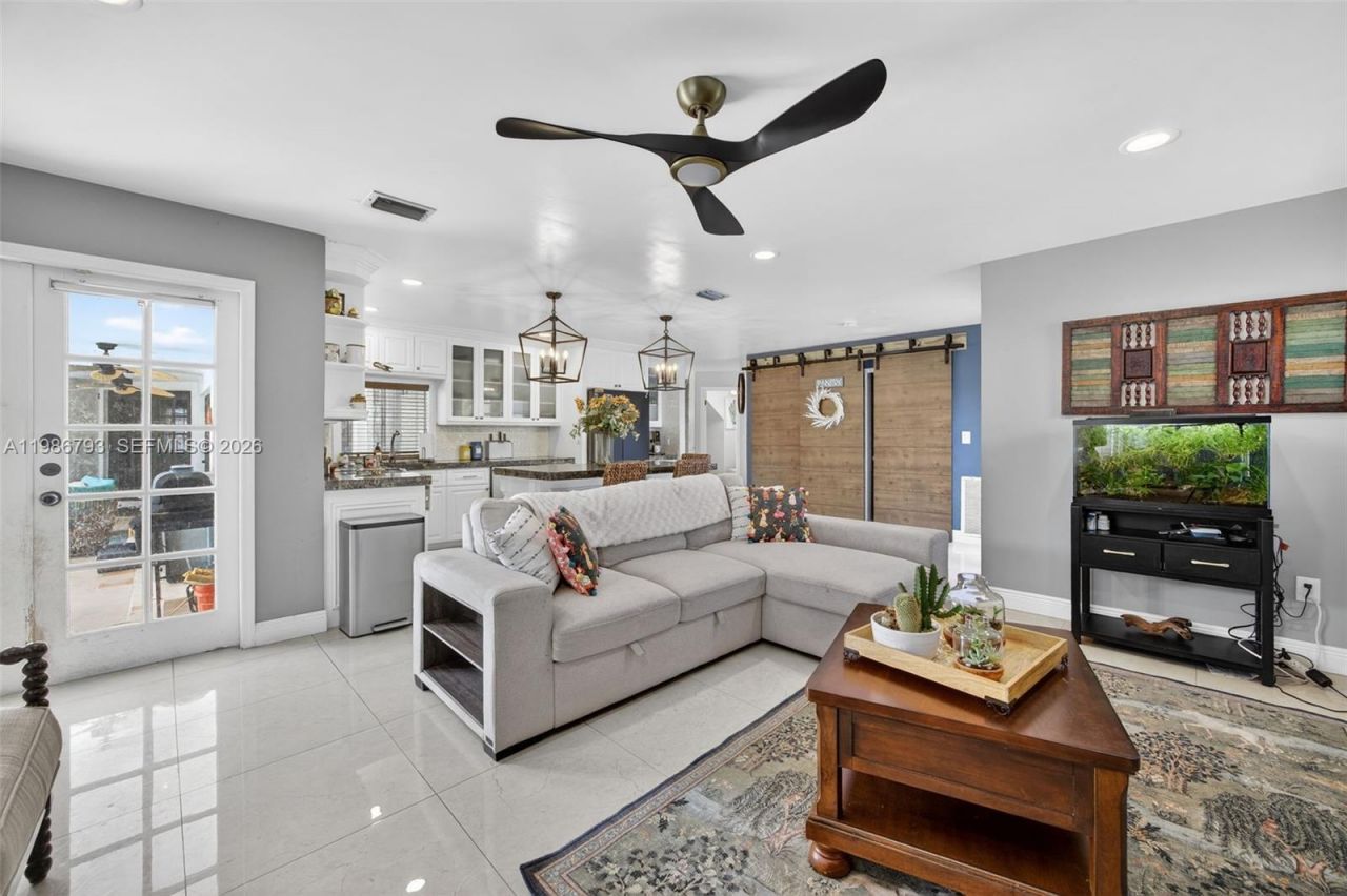 15000 SW 45th Ln, Miami, FL 33185 Photo