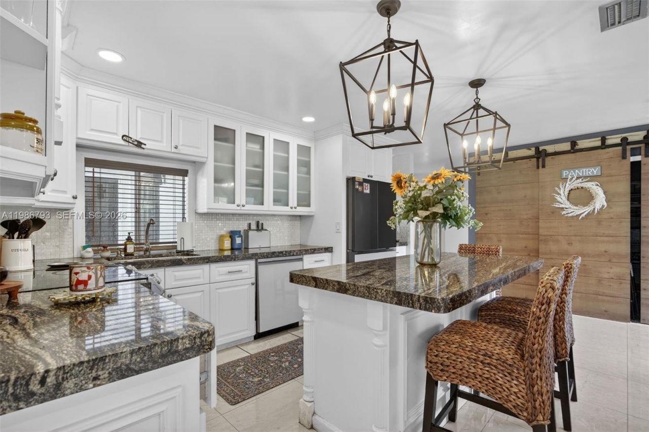 15000 SW 45th Ln, Miami, FL 33185 Photo