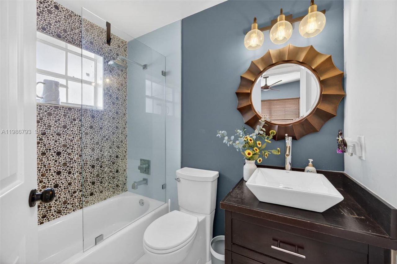 15000 SW 45th Ln, Miami, FL 33185 Photo