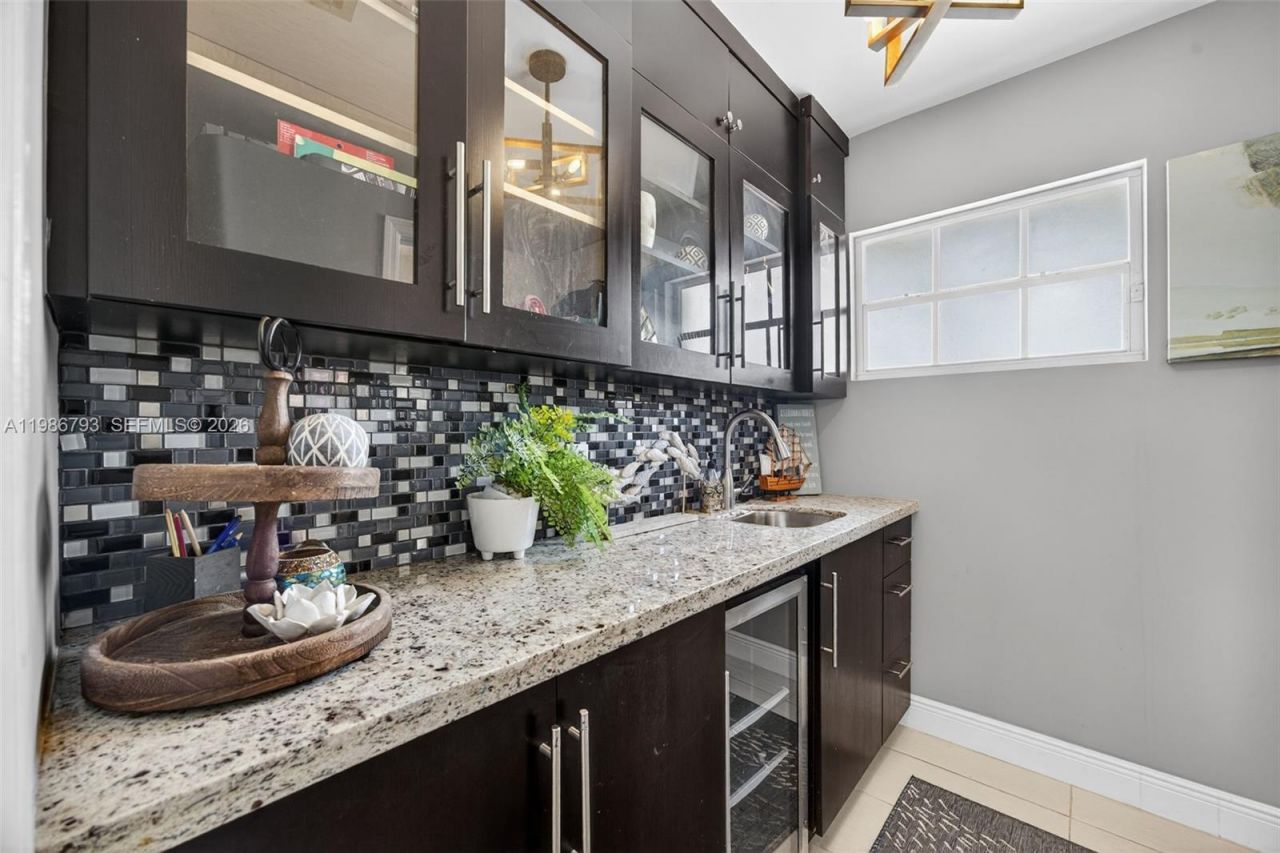 15000 SW 45th Ln, Miami, FL 33185 Photo