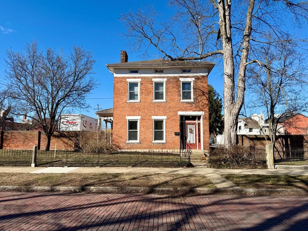 61 E Fourth St., Chillicothe, OH 45601 Main Photo