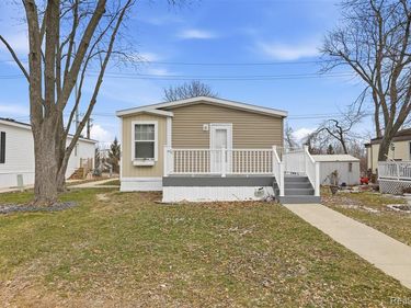 33 Bluebird Hill Drive, Orion Twp, MI 48359