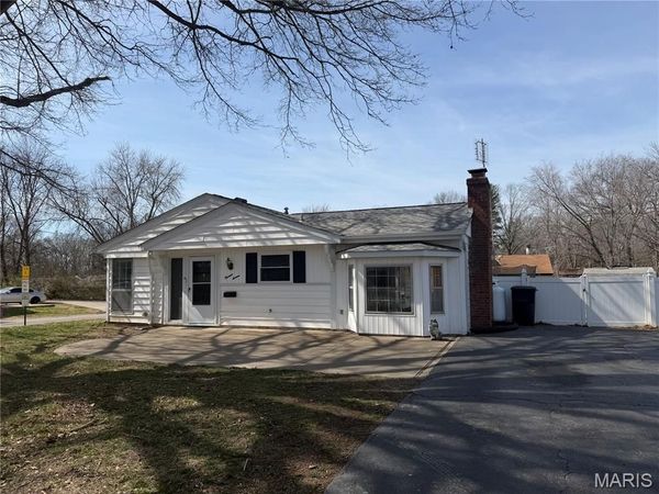 1416 Wabash Avenue, Belleville, IL 62220