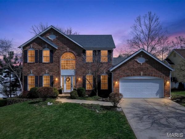 1334 Auburn Hills Dr Drive, St Charles, MO 63304