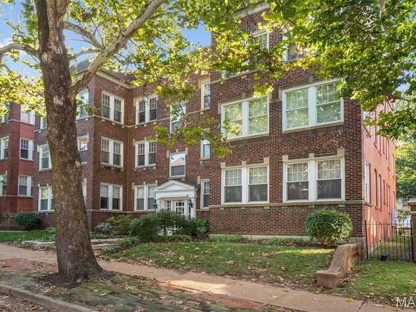 6318 Southwood Avenue, Unit 2E, Clayton, MO 63105