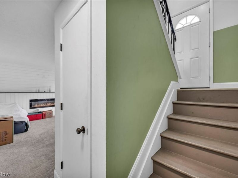 692 Zeletta Drive , Akron, OH 44319 Photo 18