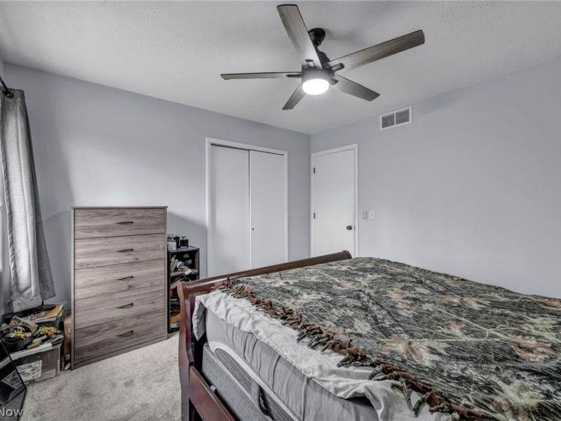 692 Zeletta Drive , Akron, OH 44319 Photo 27