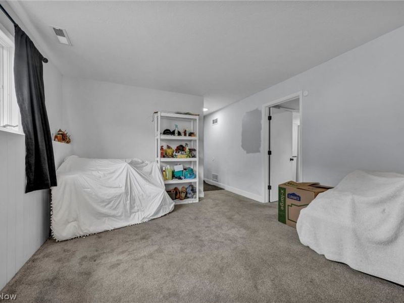 692 Zeletta Drive , Akron, OH 44319 Photo 32