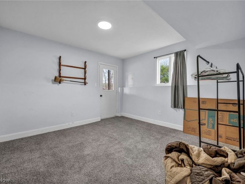 692 Zeletta Drive , Akron, OH 44319 Photo 34