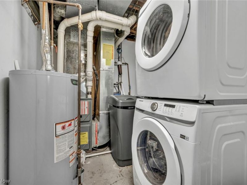 692 Zeletta Drive , Akron, OH 44319 Photo 39