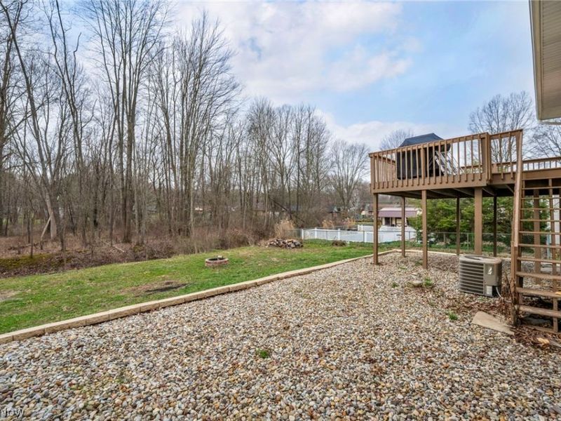 692 Zeletta Drive , Akron, OH 44319 Photo 40