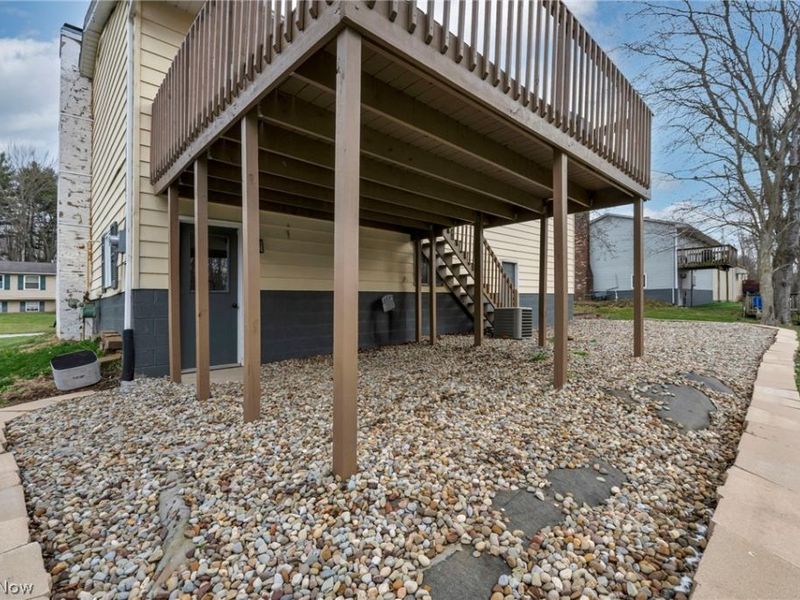 692 Zeletta Drive , Akron, OH 44319 Photo 41