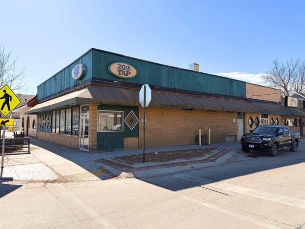 1923 Pierce Street, Sioux City, IA 51104