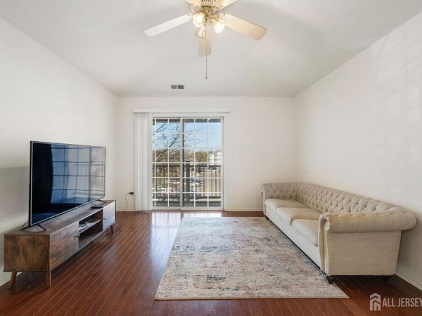 1131 Waterford Drive, Edison, NJ 08817