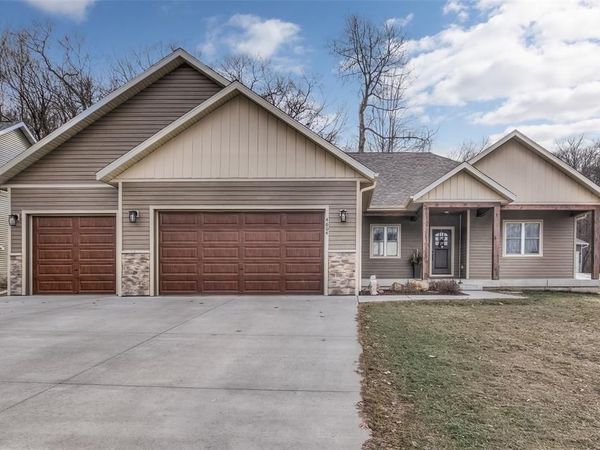 4604 Village Terrace Court, Eau Claire, WI 54702