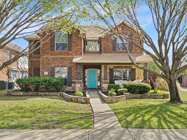 8492 Liverpool Lane, Frisco, TX 75036