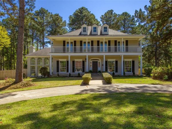 9802 Neesonwood Drive , Shreveport, LA 71106