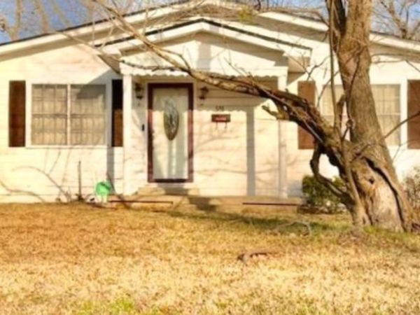 505 J D Franklin Drive, Sulphur Springs, TX 75482